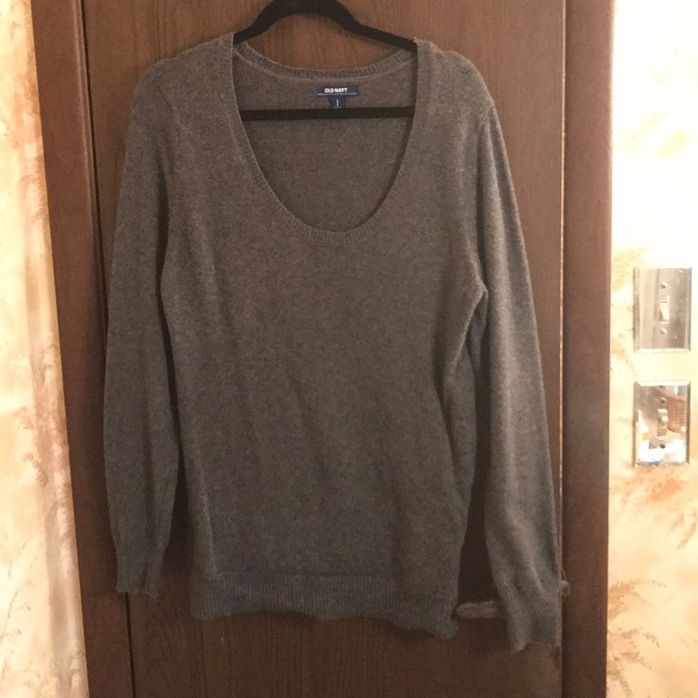 Old Navy sweater